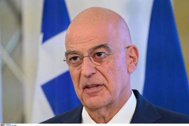 Ο Δένδιας μεταβαίνει στην Κύπρο – “Στέλνουμε Κίμωνα, Κένταυρο και ζεύγος F-16”