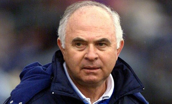 Έφυγε από τη ζωή ο προπονητής Βασίλης Δανιήλ, που είχε θητέψει και στον Πανηλειακό