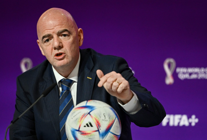 Σφοδρή κριτική στη FIFA: «Ο Ινφαντίνο νομίζει ότι είναι ο Τραμπ της Αφρικής»