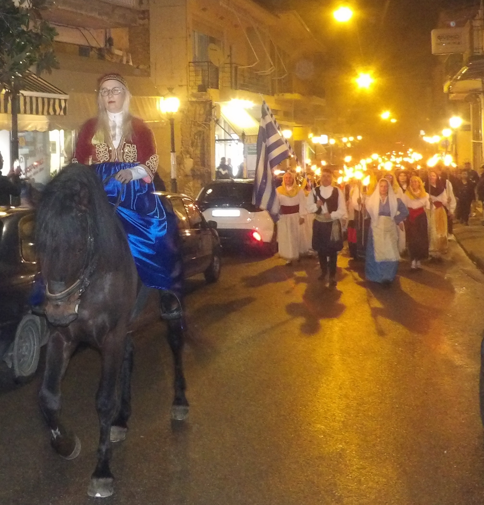 Δήμος Ανδρίτσαινας-Κρεστένων: Με λαμπρότητα έγινε η λαμπαδηφορία για την επέτειο της 25ης Μαρτίου