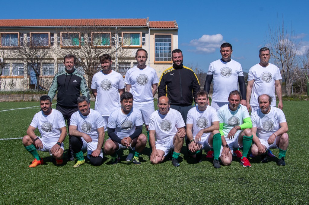 Ο Δήμος Αρχ. Ολυμπίας φόρεσε φανέλες και βγήκε στο γήπεδο!