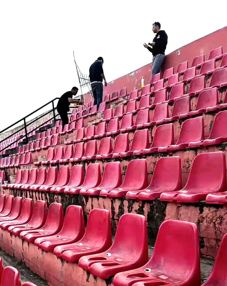 Red Boys: Εργασίες αναμόρφωσης των καθισμάτων στο Στάδιο Πύργου