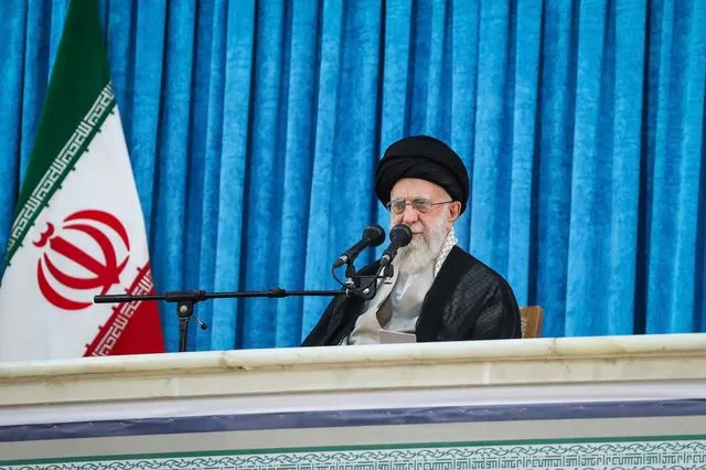 Επιβεβαιώθηκε ο θάνατος του Χαμενεΐ – Εθνικό πένθος 40 ημερών στο Ιράν