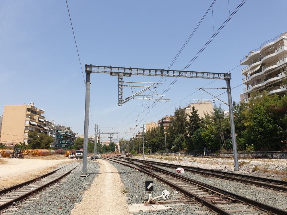 Σιδηρόδρομος: αναζητείται βιώσιμη λύση για να φτάσει το σύγχρονο τρένο στην Πάτρα