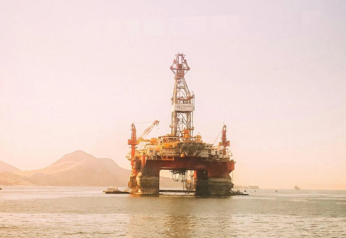 Έρχονται αυξήσεις στις τιμές του πετρελαίου μετά την επίθεση στο Ιράν;