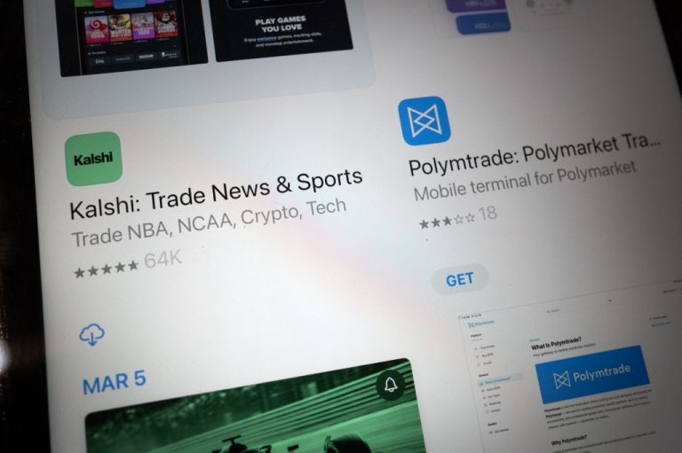 Συναγερμός στις ΗΠΑ για το «insider trading» πολέμου: Νομοσχέδιο-μπλόκο στα στοιχήματα στρατιωτικών επιχειρήσεων