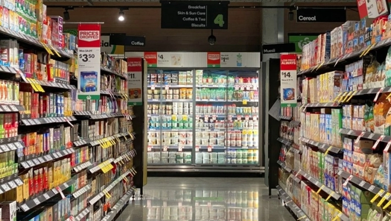 Στη Γαλλία, νόμος υποχρεώνει τα σούπερ μάρκετ να μην πετούν το απούλητο φαγητό: Τέλος στη σπατάλη τροφίμων