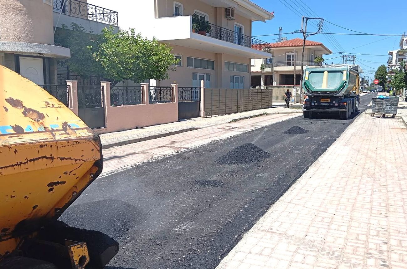 Αλλάζει η εικόνα της Αμαλιάδας – Ξεκίνησαν παρεμβάσεις ασφαλτόστρωσης σε κεντρικές αρτηρίες της πόλης