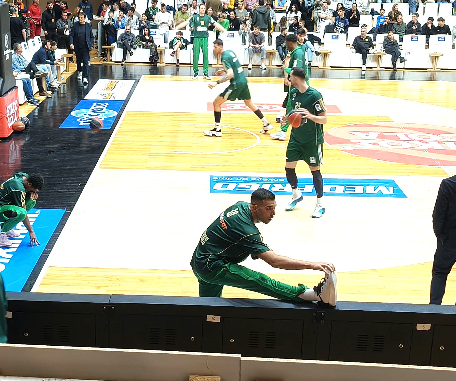 «Ατραξιόν» Σλούκας και Χέις-Ντέιβις