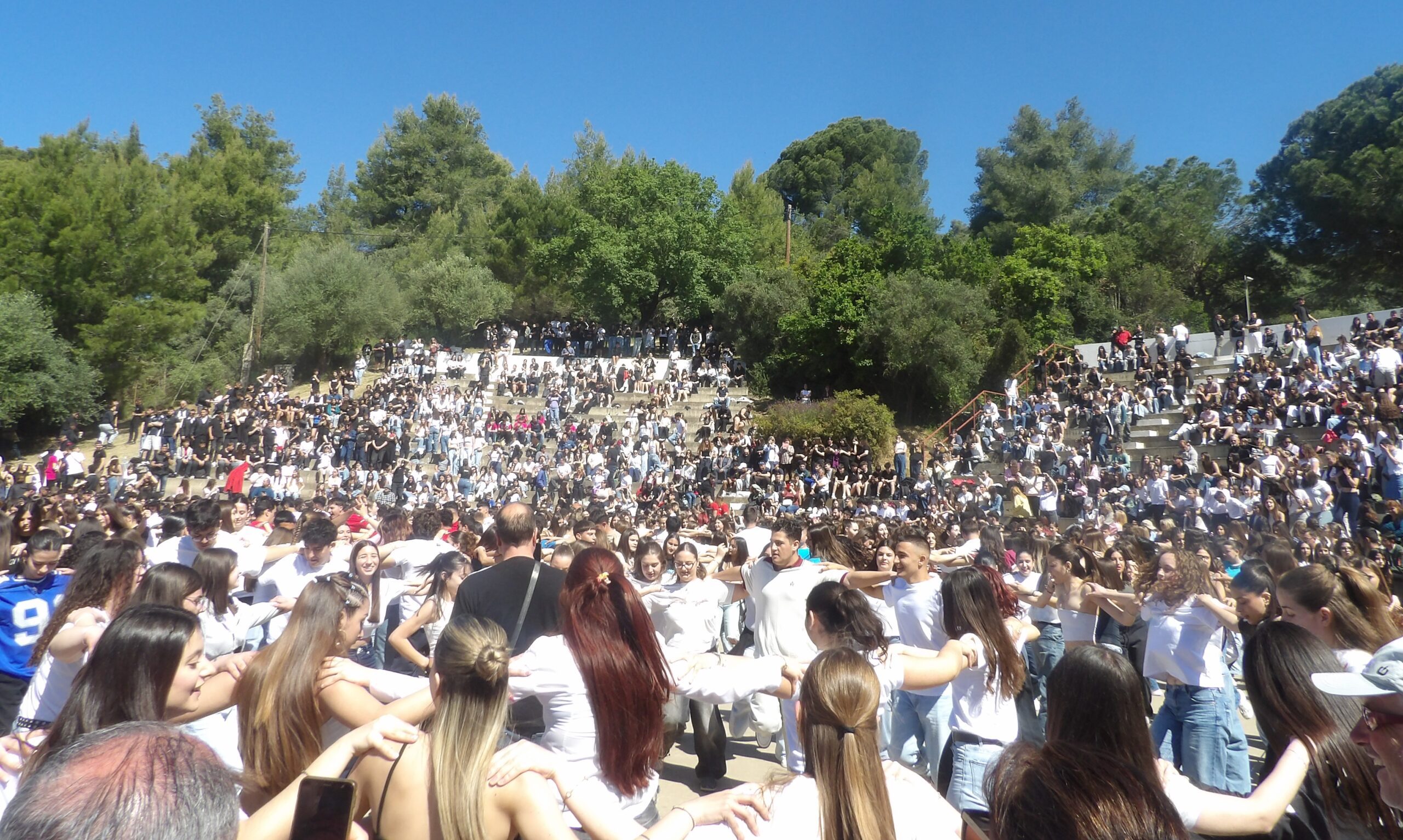 Τεράστια επιτυχία σημείωσε το 18ο Φεστιβάλ Μαθητικής Δημιουργικής Έκφρασης στα Κρέστενα