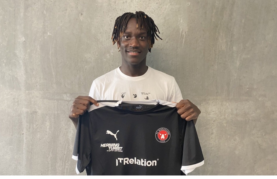 Σοκ στη Δανία: Παίκτης της Μίντιλαντ μαχαιρώθηκε σε επεισόδιο