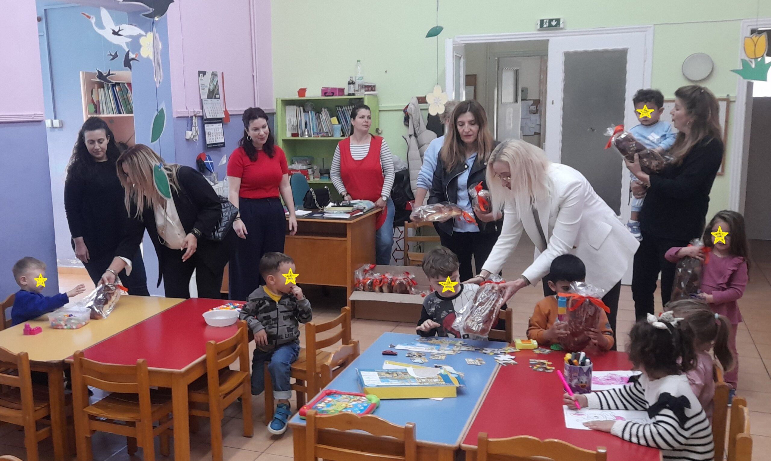 Δήμος Ανδρίτσαινας-Κρεστένων: Προσφορά αγάπης στους μικρούς μαθητές των παιδικών σταθμών