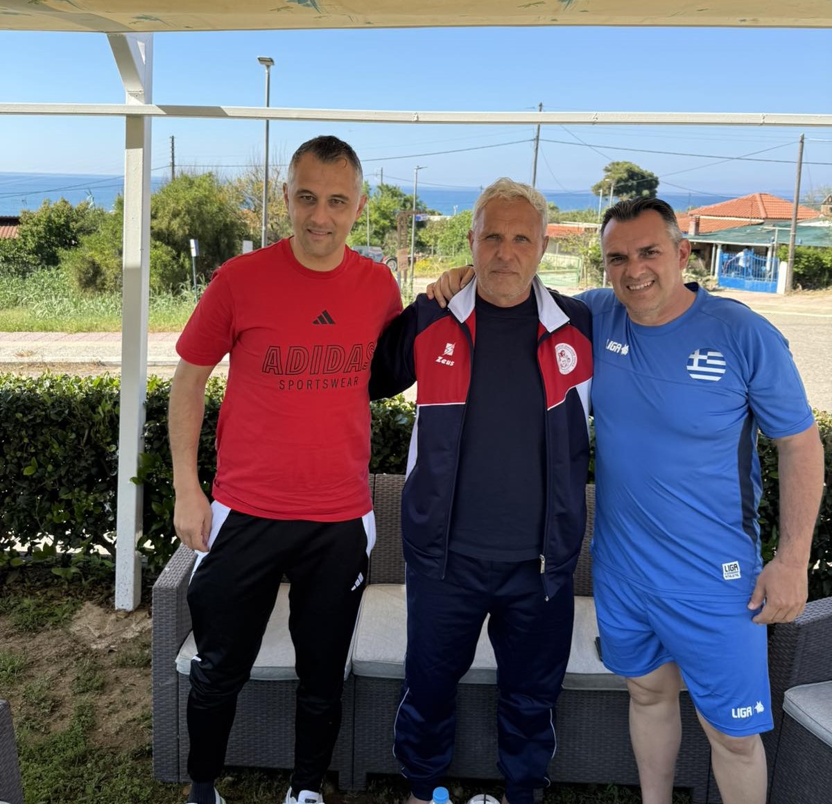 Συνάντηση με τους προπονητές της ΕΠΣ Πειραιά ο Τζανέτος