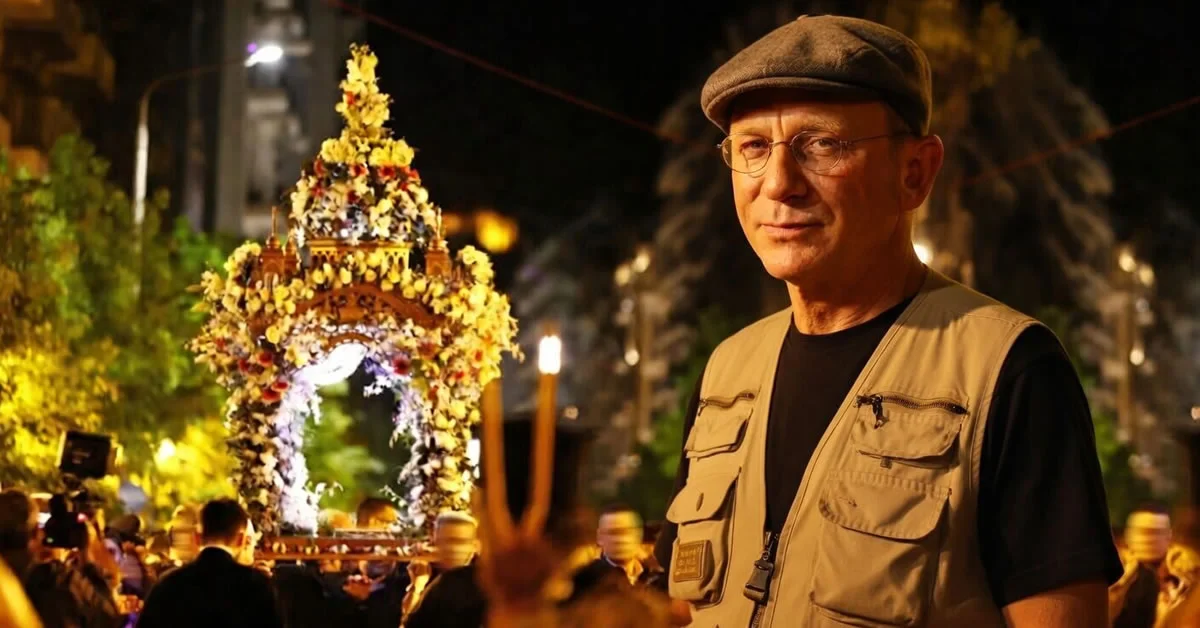 Ντάνιελ Κρεγκ – Ρέιτσελ Βάις: Στην περιφορά του Επιταφίου στον Άγιο Κωνσταντίνο Γλυφάδας