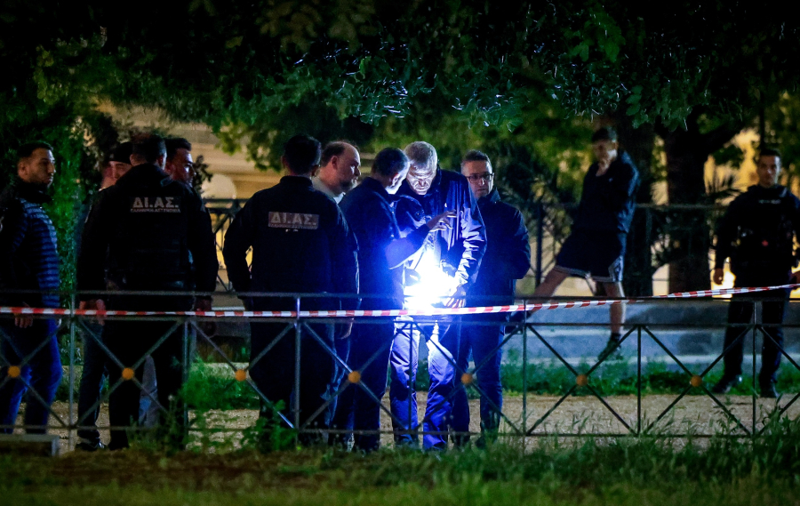 Δολοφονία στον Άγ. Δημήτριο: Παραδόθηκε 20χρονος στη ΓΑΔΑ – Είναι ο σύντροφος της πρώην του 27χρονου