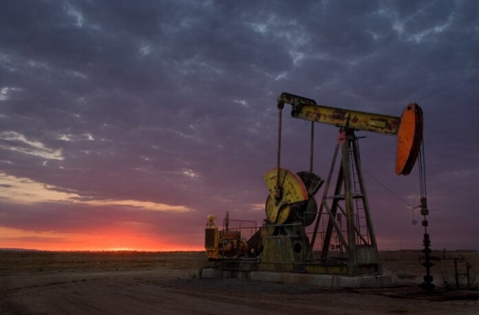 Πετρέλαιο: Γιατί εκτινάχθηκε πάνω από τα 123 δολάρια – Ο εφιάλτης και η νέα τάξη πραγμάτων