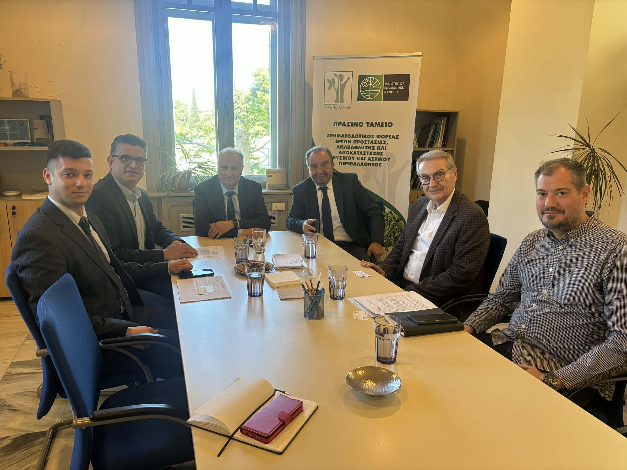 Σημαντική συνάντηση του Δημάρχου Ανδραβίδας-Κυλλήνης με τον Πρόεδρο του Πράσινου Ταμείου