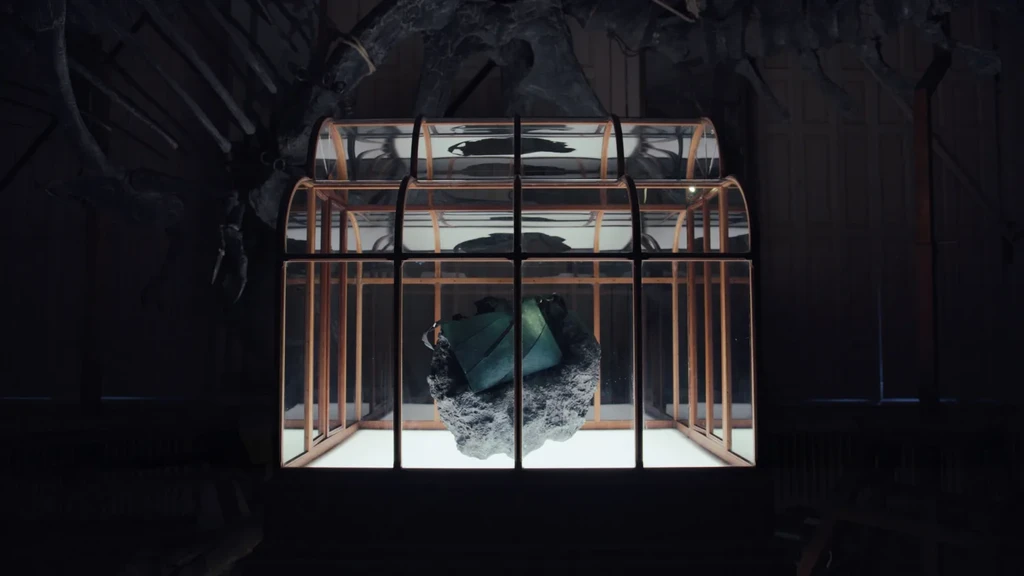 Η πρώτη τσάντα στον κόσμο με DNA από T-Rex «διχάζει» την επιστημονική κοινότητα (video)