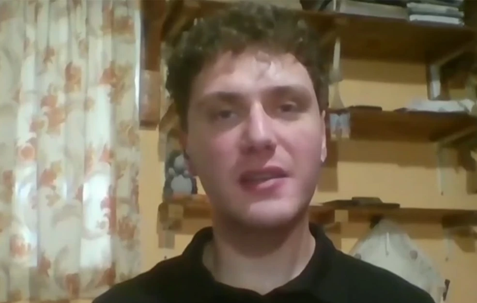 Μάθημα ζωής: Υποτροφία στον μαθητή που πήγαινε σχολείο με καΐκι – Το μήνυμά του στους νέους για επιμονή και ατσάλινη θέληση – Newsbeast