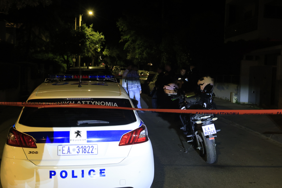 Οικογενειακή τραγωδία στον Χολαργό: Πυροβόλησε τη σύζυγό του και αυτοκτόνησε