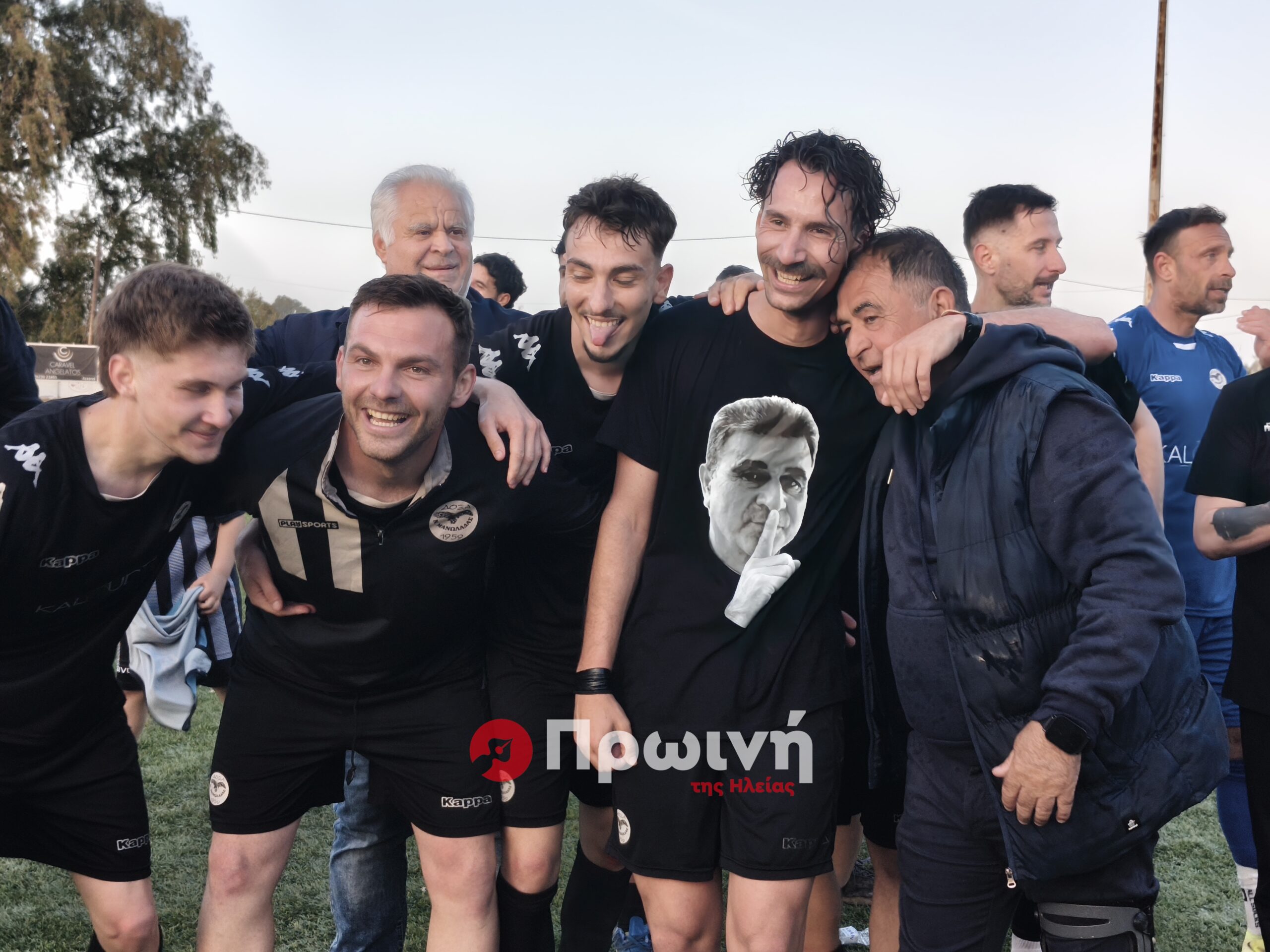Απόλυτη αποθέωση Γαλάνη από τους παίκτες της Δόξας Ν.Μανωλάδας