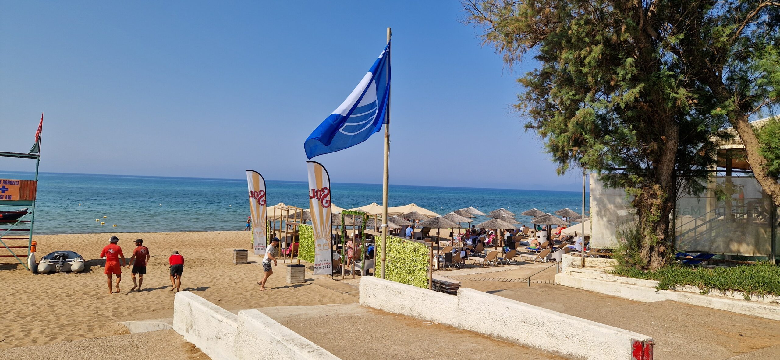 Το παραλιακό μέτωπο του Δήμου Πηνειού διατηρεί τη διεθνή πιστοποίηση ποιότητας με τρεις Γαλάζιες Σημαίες