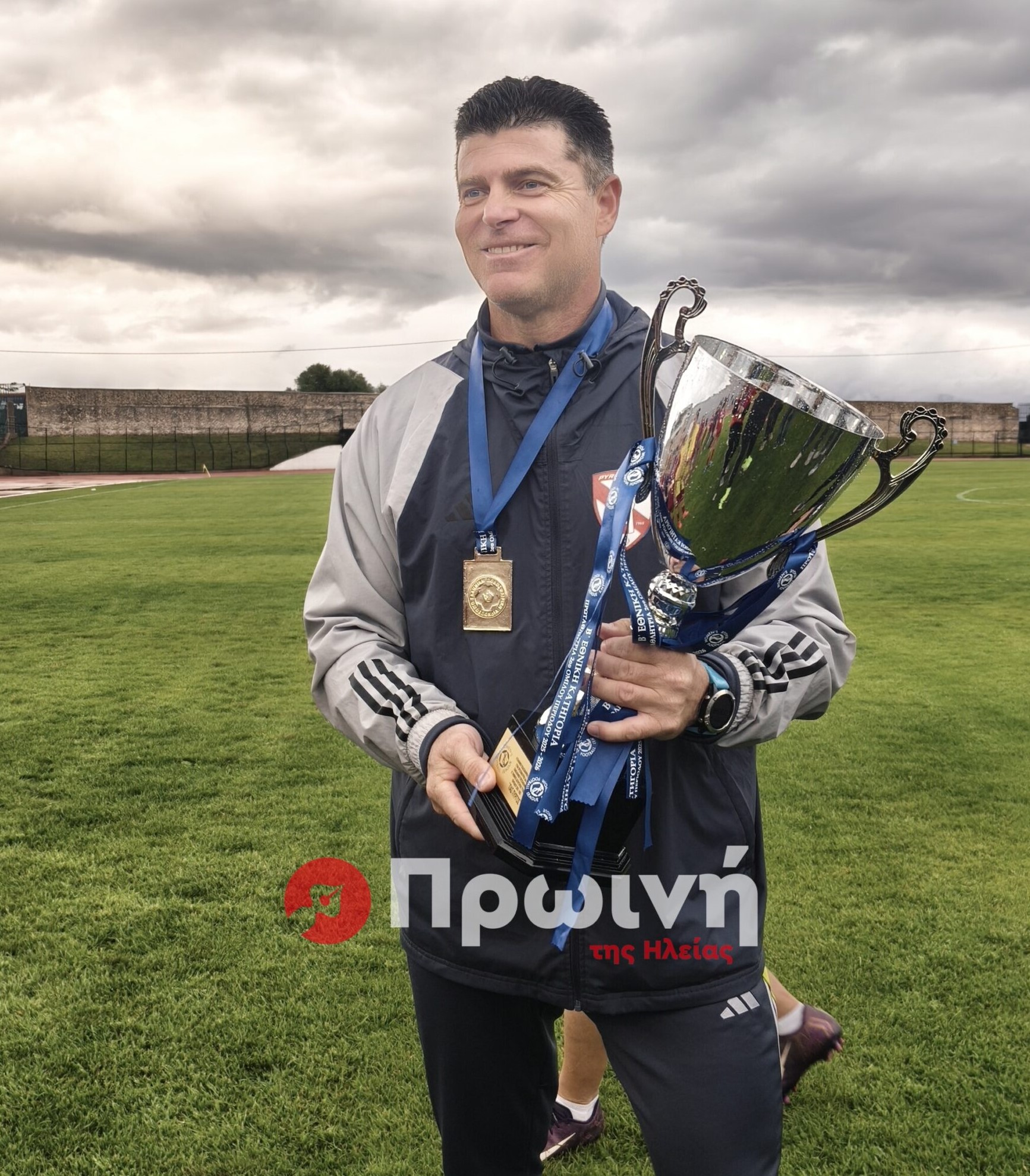 ΠΑΣ Πύργος/Γυναίκες: Το «ευχαριστώ» του Τρυφωνόπουλου για την άνοδο στην Α΄ Εθνική