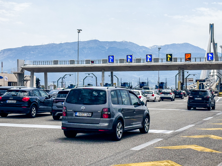 Αστάθεια και 30αρια: «Κλείδωσε» ο καιρός για το τριήμερο του Αγίου Πνεύματος – Πού θα πέσουν μπόρες
