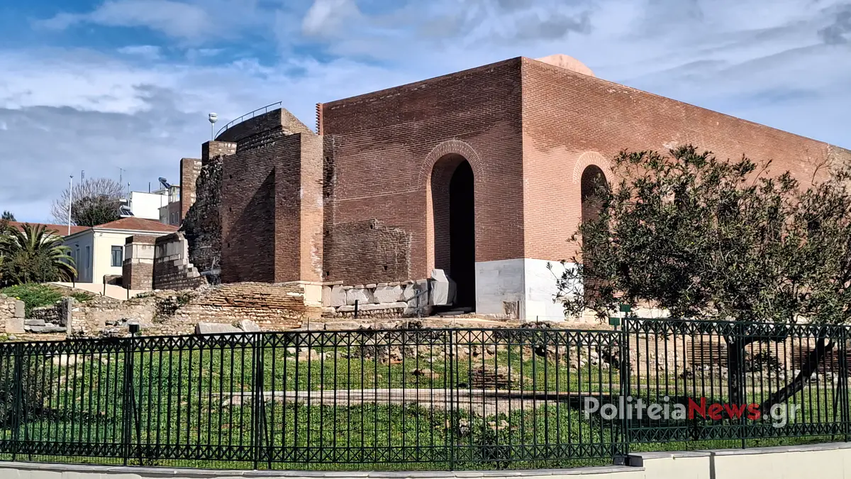 Ρωμαϊκό Ωδείο: Επιστολή Πελετίδη σε Μενδώνη για το «μπλόκο» στο Διεθνές Φεστιβάλ Πάτρας