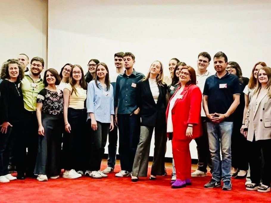 Με επιτυχία ολοκληρώθηκε η 2η ημερίδα της εθελοντικής φοιτητικής ομάδας αιμοδοσίας του Πανεπιστημίου Πατρών «Φλέβα Ζωής»
