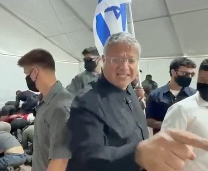 Ισραήλ: Διπλωματική και πολιτική θύελλα για τον χλευασμό του Μπεν-Γκβιρ στους ακτιβιστές του στολίσκου – Τον «αδειάζει» ο Νετανιάχου