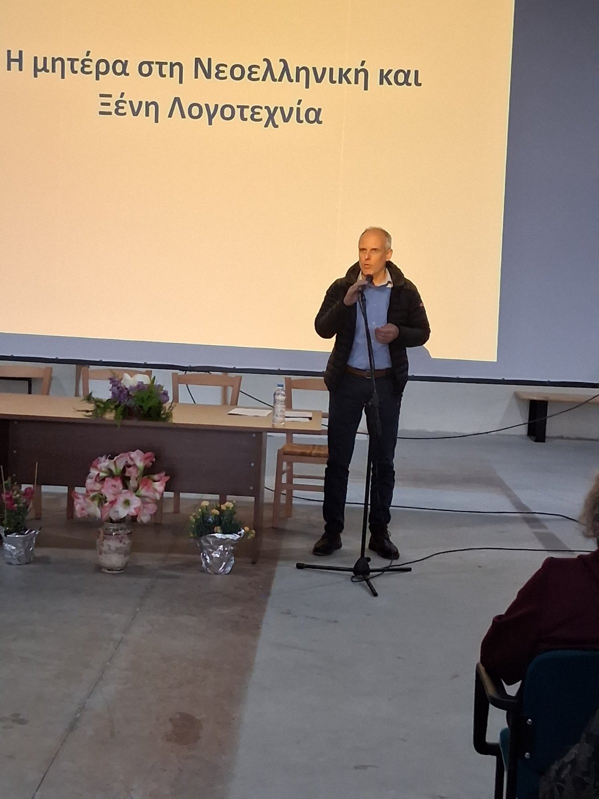 Μια συγκινητική γιορτή για τη Μητέρα στα Λεχαινά – Η Λογοτεχνία συναντά τη ζωή