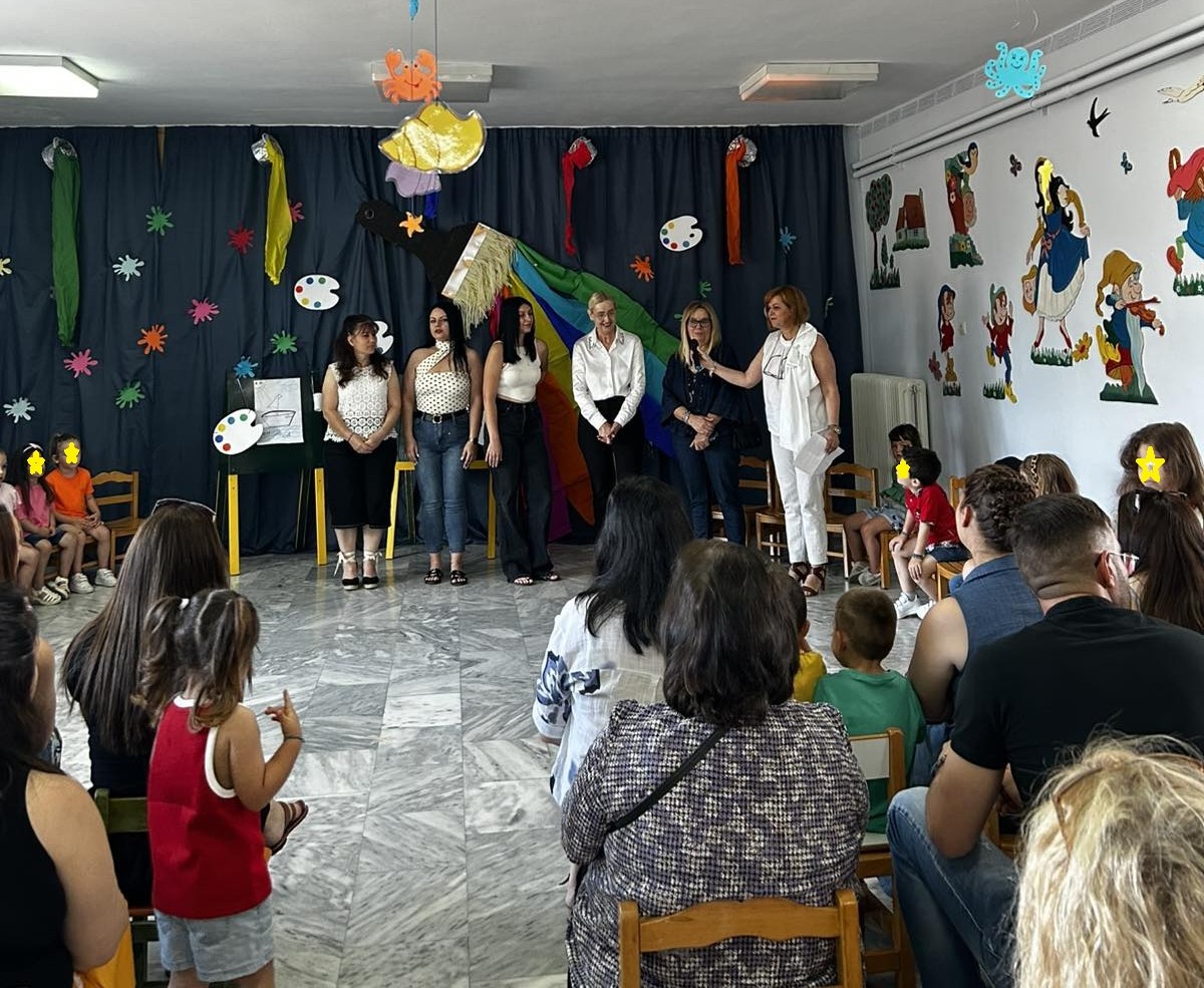 Στην καλοκαιρινή γιορτή του Παιδικού Σταθμού Καλλικώμου-Μια αγκαλιά χρώματα και σκανδαλιές!