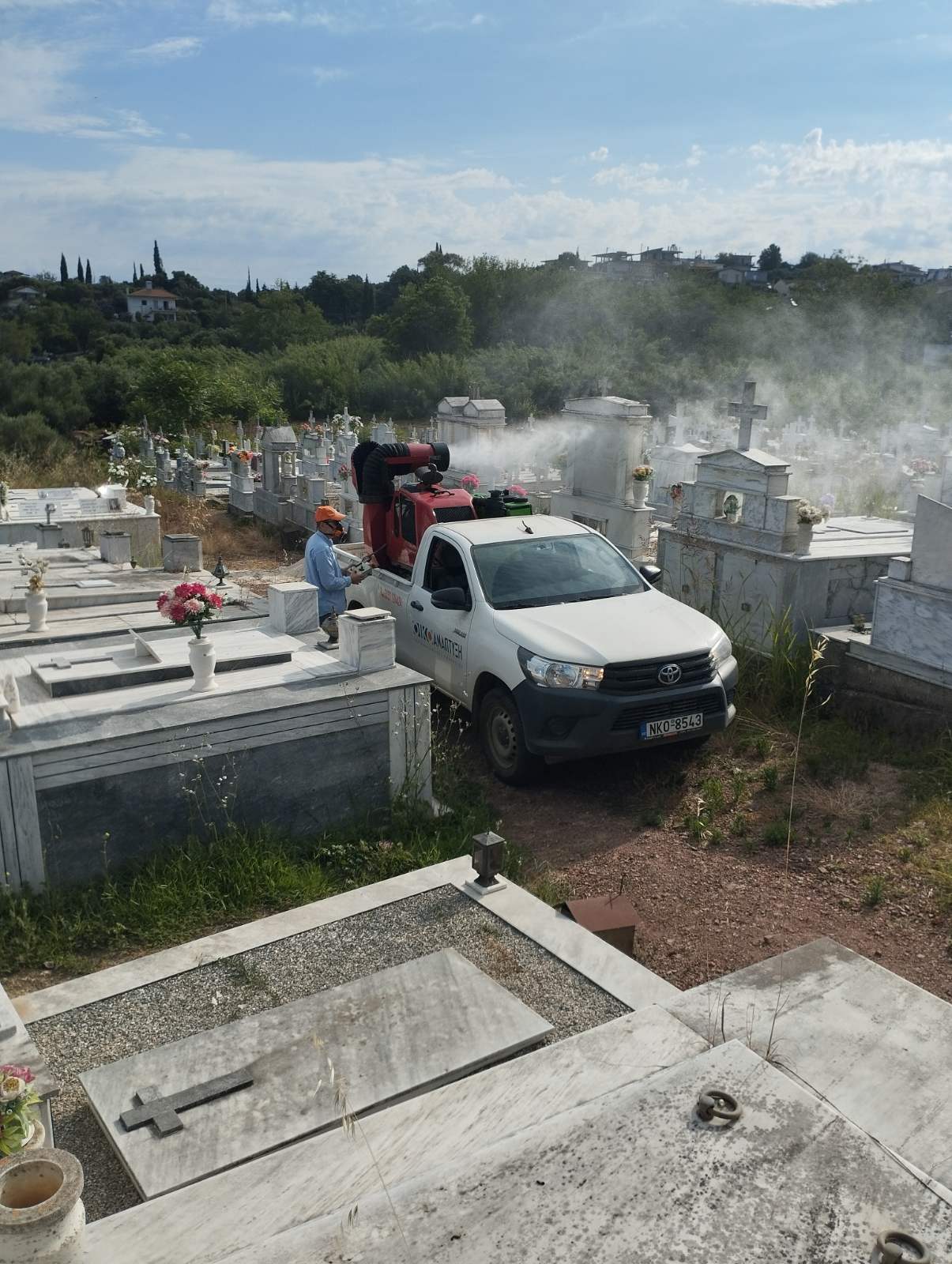 Διενεργήθηκαν ψεκασμοί για κουνούπια στα δημοτικά κοιμητήρια στις Δ.Κ. Καλλικώμου, Μακρισίων και Κρεστένων του Δήμου Ανδρίτσαινας-Κρεστένων
