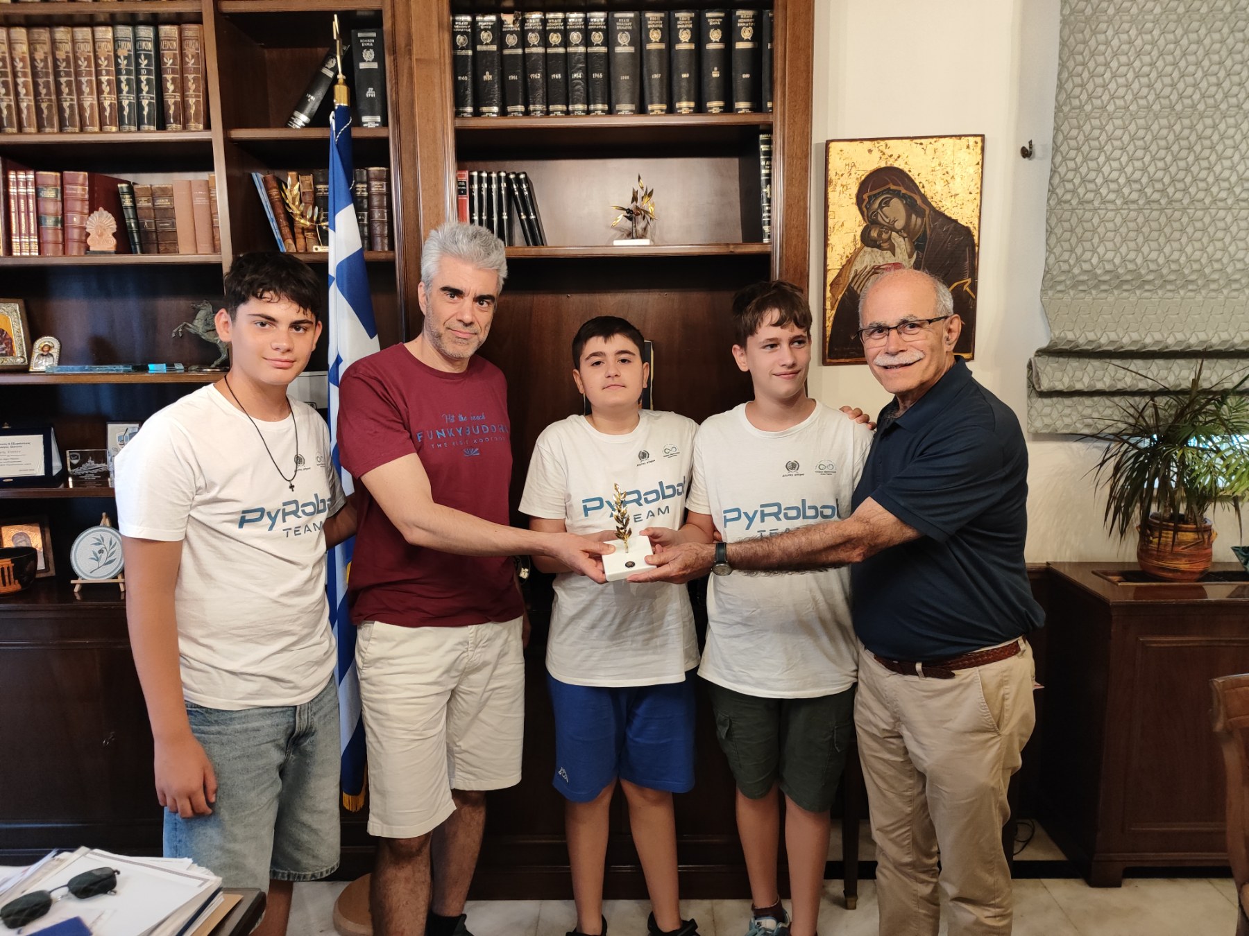 Τους πρωταθλητές ρομποτικής «Py-Robo» υποδέχθηκε στο Λάτσειο ο Δήμαρχος Πύργου Στάθης Καννής