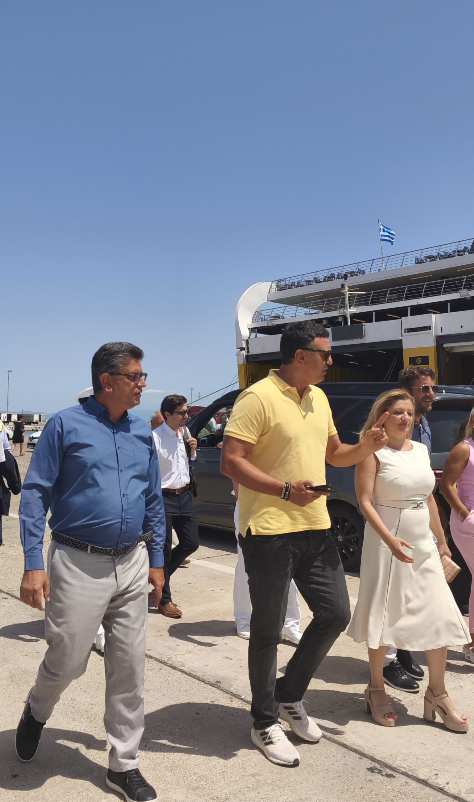 Επίσκεψη του Υπουργού Ναυτιλίας και Νησιωτικής Πολιτικής Βασίλη Κικίλια στο Λιμάνι της Κυλλήνης