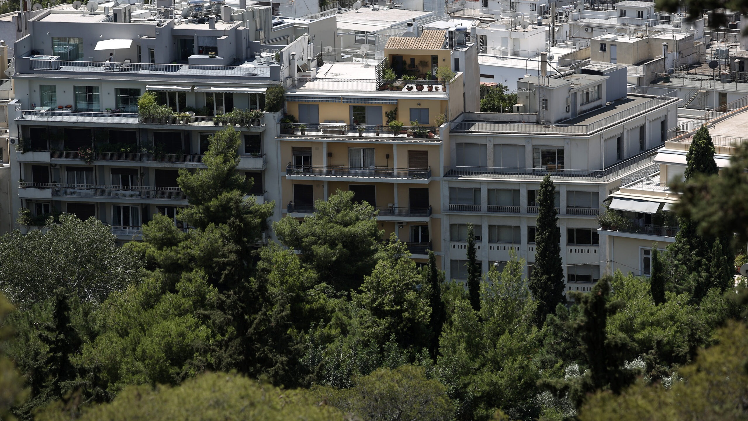 Δικαστική απόφαση βάζει «φρένο» στα airbnb στις πολυκατοικίες