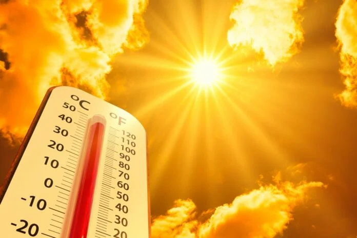 Η «τεχνητή» λύση της Κίνας ενάντια στον καύσωνα – Ρίχνει τη θερμοκρασία κατά 5-8°C σε λίγα λεπτά (βίντεο)