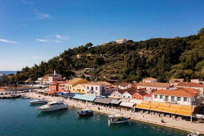 Κατάκολο: Γρίφος η ανάπλαση της χερσαίας ζώνης