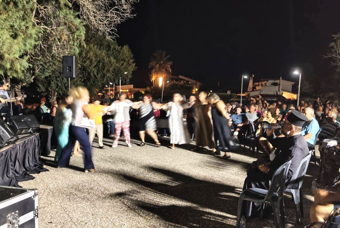 «Με μεγάλη επιτυχία και πλήθος κόσμου η Ρεμπέτικη Βραδιά στην Κουρούτα»