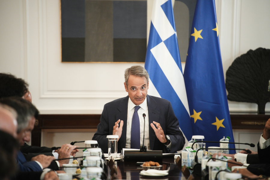 Κυριακή των Βαΐων – Στις 25 Απριλίου η επικρατέστερη ημερομηνία για εκλογές