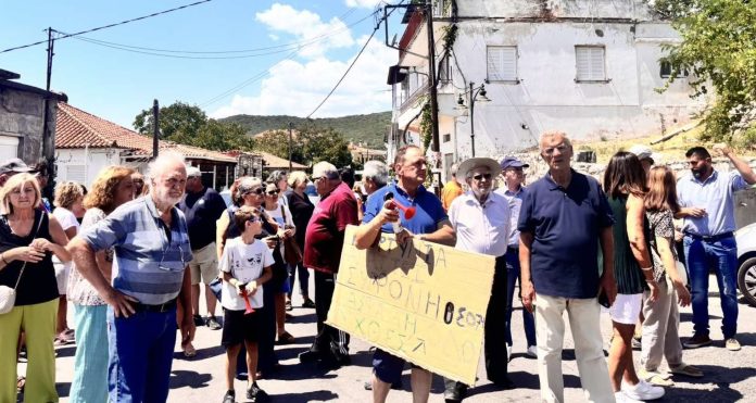 Συμβολικός αποκλεισμός της Εθνικής Οδού Τρίπολης–Πύργου για την Παράκαμψη Λαγκαδίων
