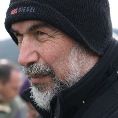 Π. Κωνσταντινίδης: Αν φύγουν τα πεύκα, θα σταματήσουν οι πυρκαγιές;
