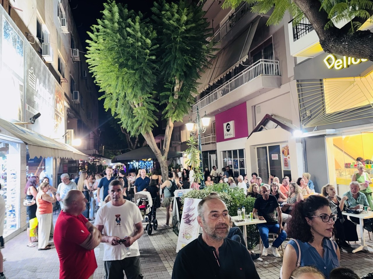 Μεγάλη γιορτή της τοπικής αγοράς σε Κάτω Αχαΐα και Πύργο με την στήριξη της Π.Δ.Ε.