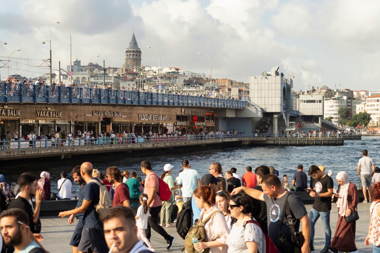 Τουρκία: Tέλος οι φθηνές διακοπές – Πτώση 11% στους Βρετανούς τουρίστες, ακόμη και οι Τούρκοι επιλέγουν την Ελλάδα