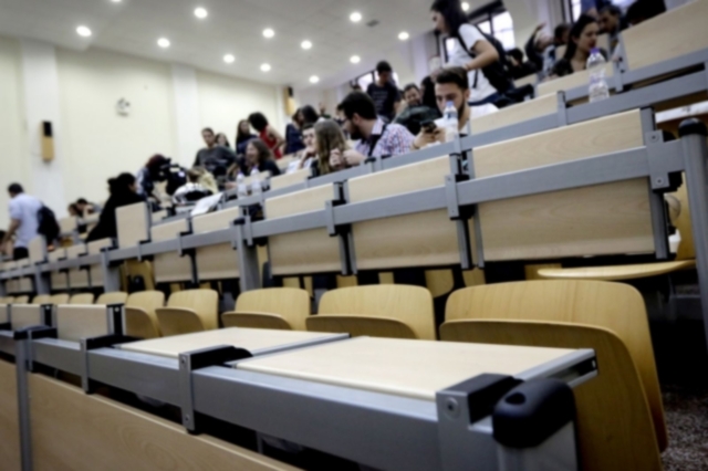 Ξεκινούν οι ηλεκτρονικές εγγραφές των πρωτοετών φοιτητών