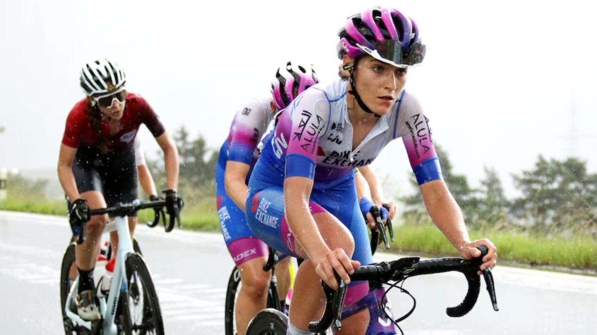 Ποδηλάτισσες του «Tour de France» χρησιμοποιούν επένδυση σουτιέν για να αυξήσουν την αεροδυναμική τους!