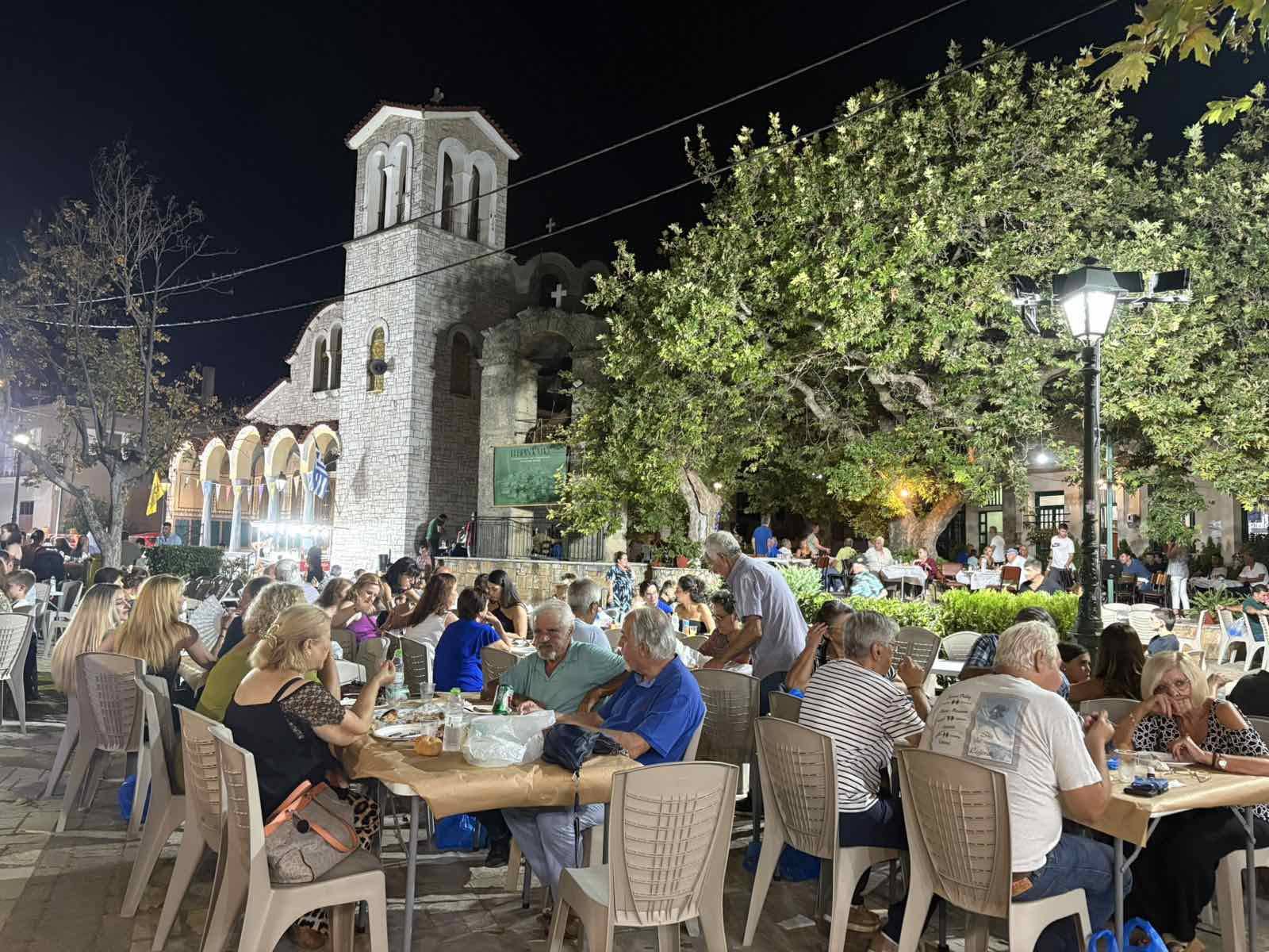 Μια αξέχαστη Λαϊκή Βραδιά στη Βρίνα!