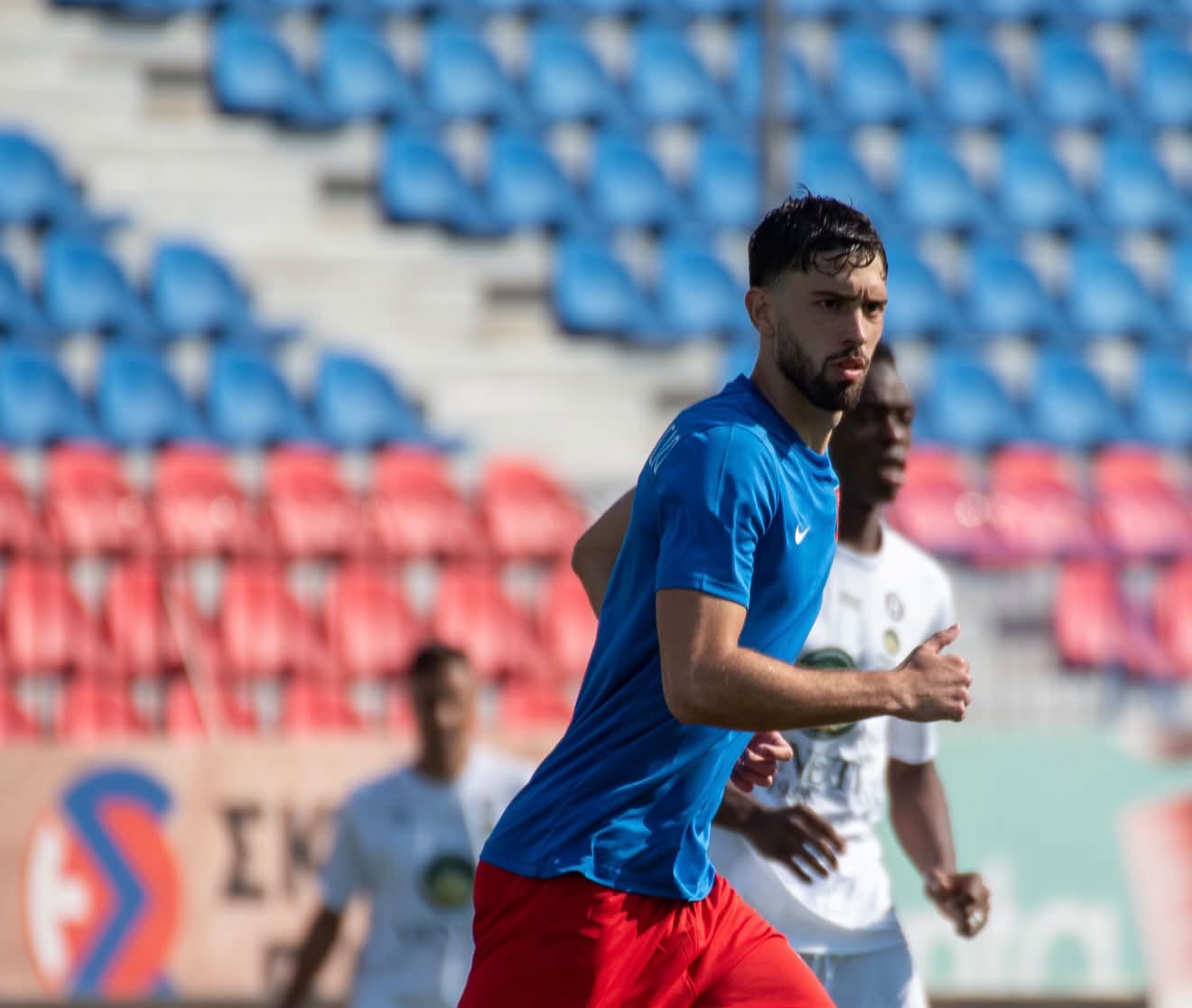Superbet League 2: Αποχωρήσεις δύο παικτών από τον Πανιώνιο