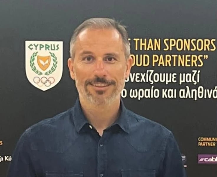 Ν.Ο. Κερύνειας: Επιστρέφει στις πισίνες με καθοδηγητή τον Αργύρη Σάκκο